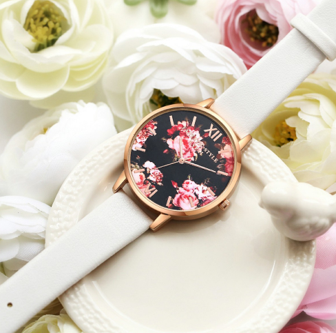 "Chic Timepieces: High-Quality Fashion Leather Strap Rose Gold Women's Watch"